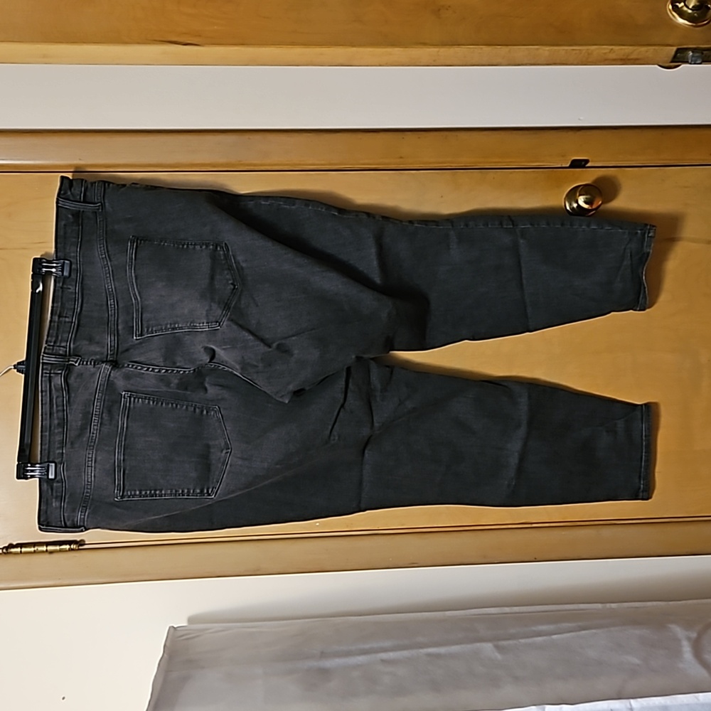 Universal Thread High Rise Skinny 24W - Picture 3 of 7